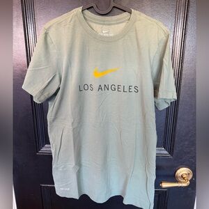 Nike Training Los Angeles T-shirt Unisex Small Green